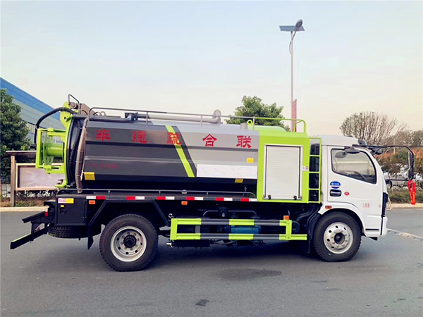 東風(fēng)大多利卡7方污/3方水清洗吸污車(chē)